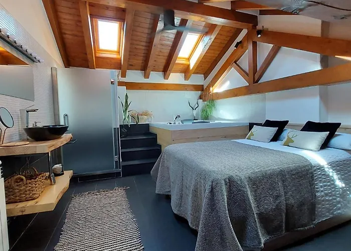 Lo Attic