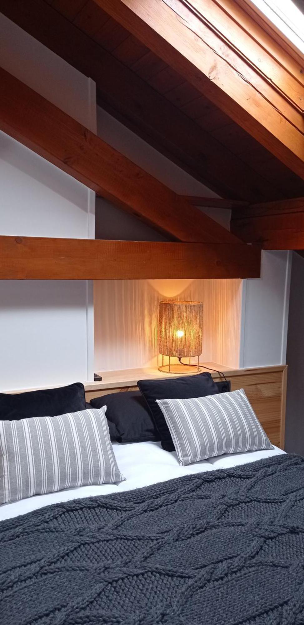 Lo Attic Sort